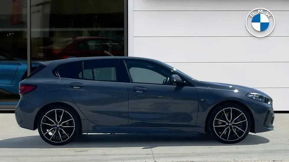 Used BMW 118 M Sport 134 HP (98 kW) 2023 Grey Hatchback