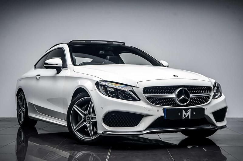 Used Mercedes C220 AMG Line Premium 170 HP (125 kW) 2017 White Coupe