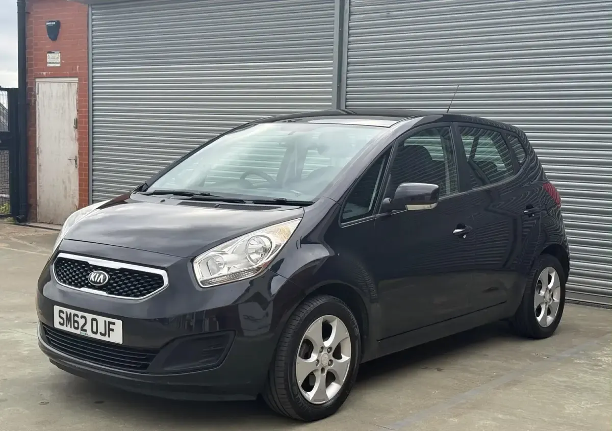 Used Kia Venga 89 HP (65 kW) 2013 Black Hatchback