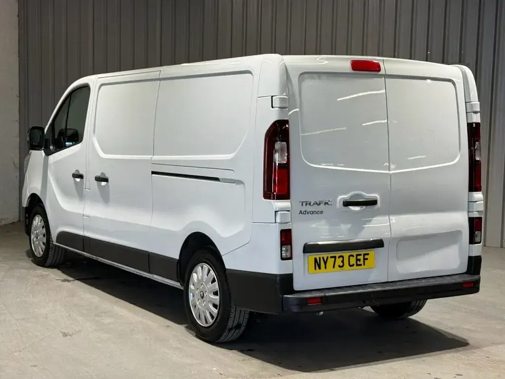 Used Renault Trafic 2023 White MPV