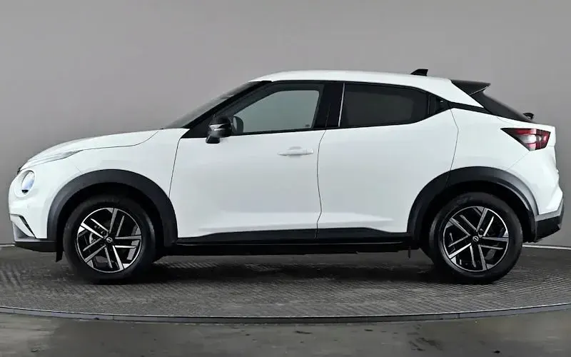 Used Nissan Juke N-Connecta 143 HP (105 kW) 2025 White SUV