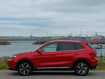 Used MG ZS Trophy 196 HP (144 kW) 2025 Red SUV