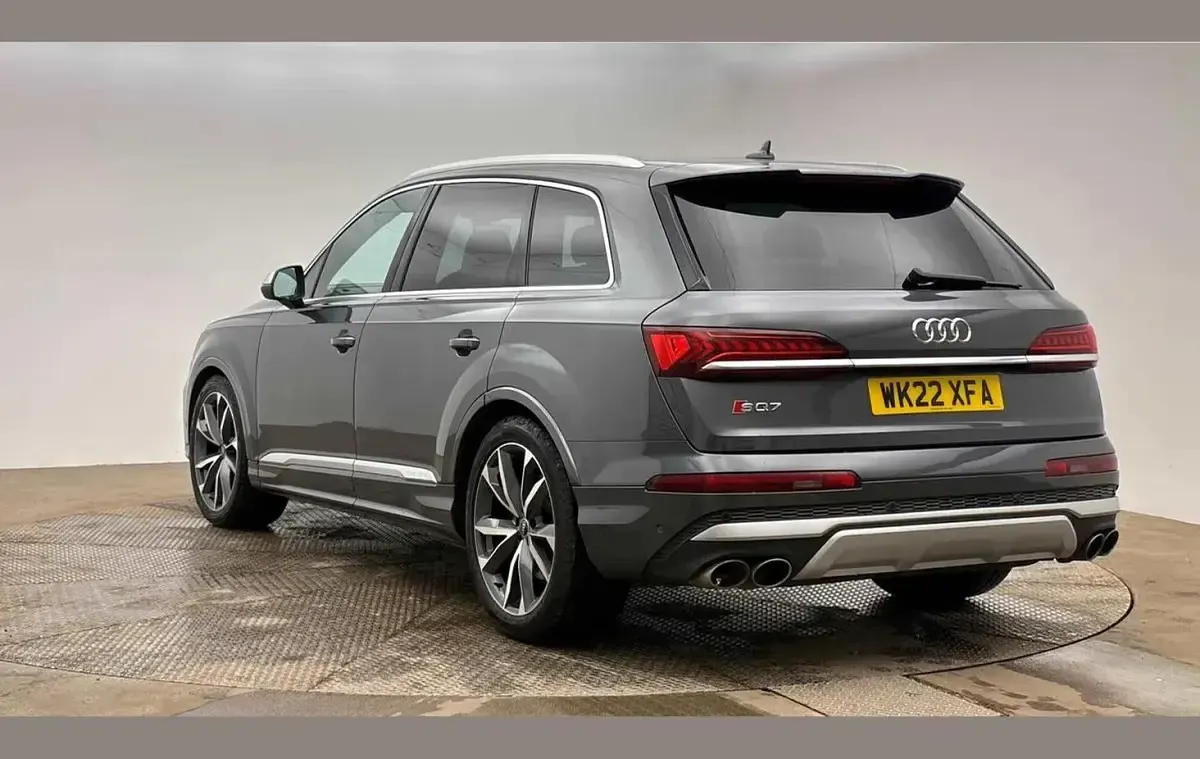 Used Audi SQ7 Comfort 500 HP (367 kW) 2022 Grey SUV