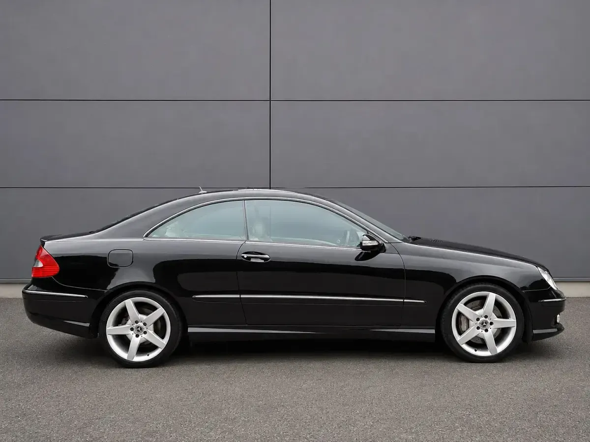 Used Mercedes CLK350 2007 Black Coupe
