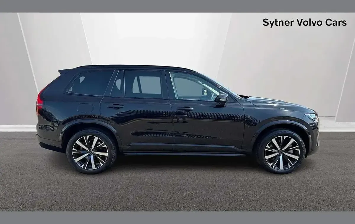Used Volvo XC90 Plus 455 HP (334 kW) 2025 Black SUV