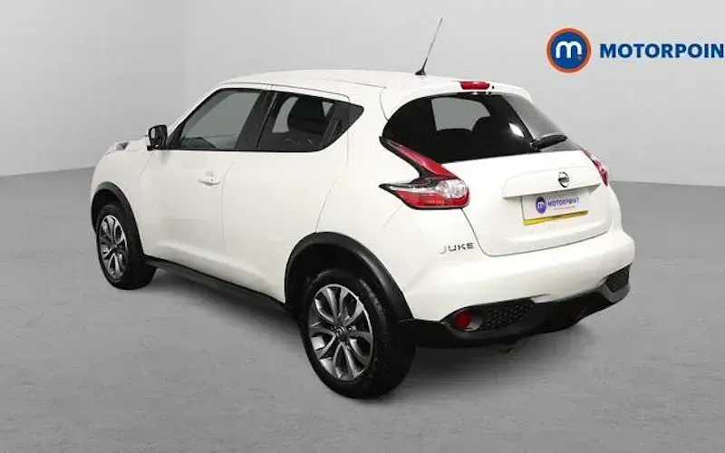 Used Nissan Juke Tekna 113 HP (83 kW) 2019 White SUV