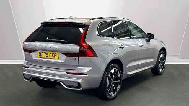 Used Volvo XC60 Plus 247 HP (181 kW) 2026 SUV