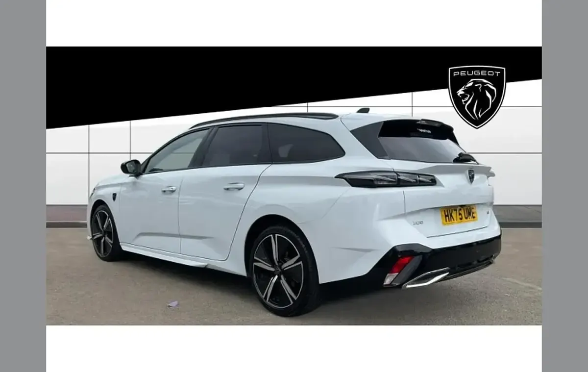 Used Peugeot 308 GTi 128 HP (94 kW) 2025 White Estate