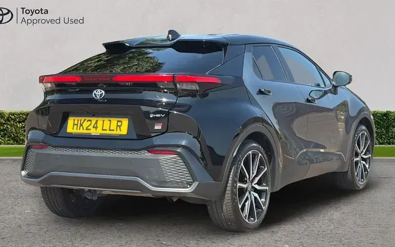 Used Toyota C-HR Sport 197 HP (144 kW) 2026 SUV