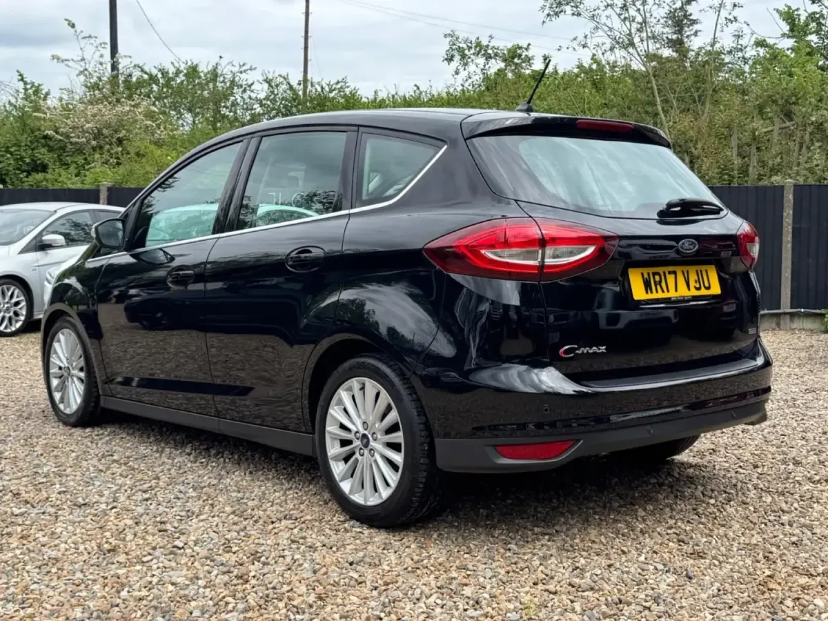 Second-hand Ford C-MAX Titanium 125 CP (91 kW) 2017 Negru Monovolum