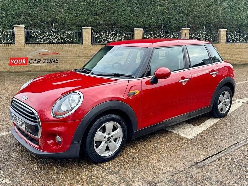 Used Mini Cooper Hatch 136 HP (100 kW) 2015 Red Hatchback