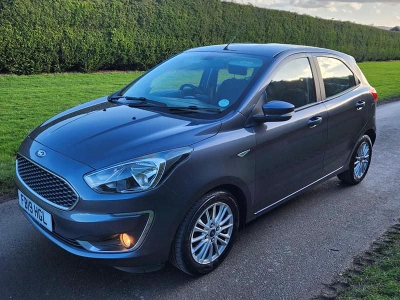 Used Ford Ka Plus Zetec 85 HP (62 kW) 2019 Grey Hatchback