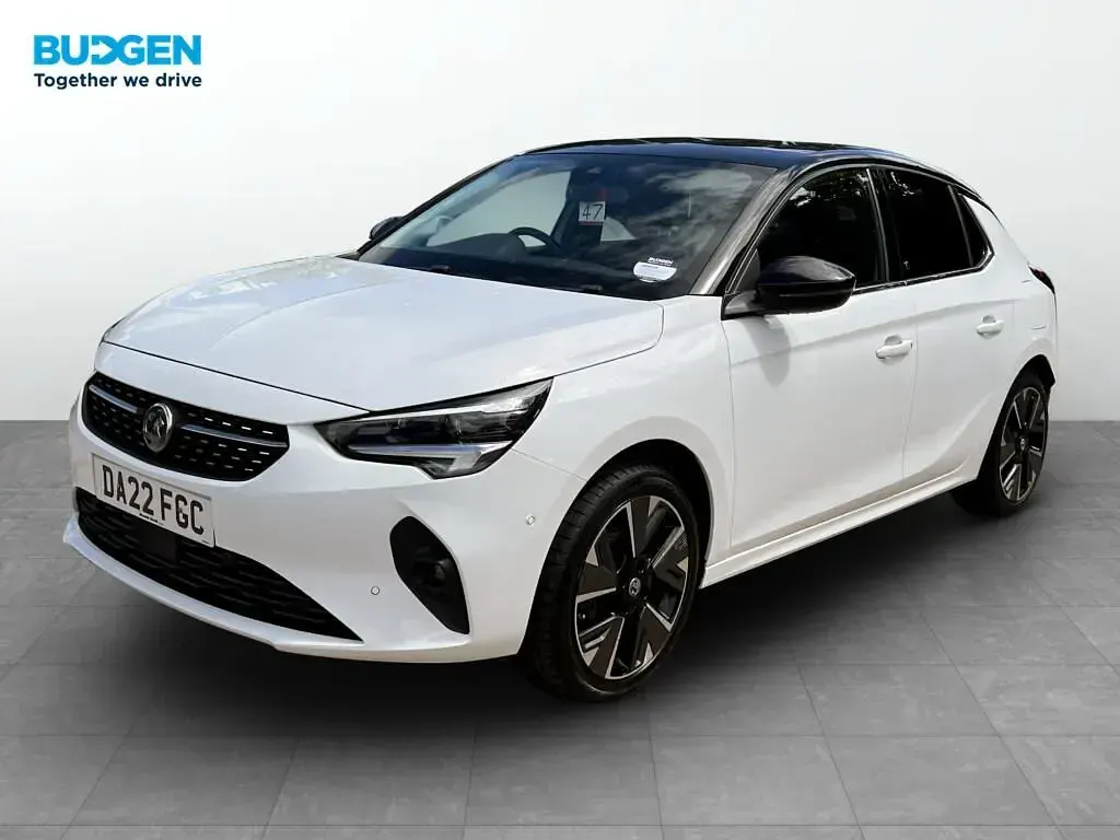 Used Vauxhall Corsa-e Elite 100 kW (136 HP) 2022 White Hatchback