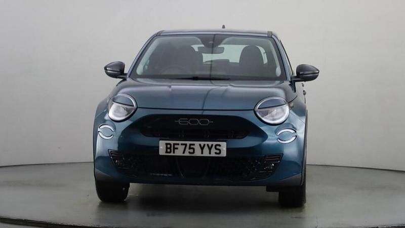 Green New 2025 Fiat 600 S SUV | £19,981 (Good price) - Image 1/4