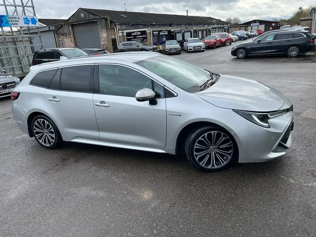 Used Toyota Corolla 2019 Silver Estate