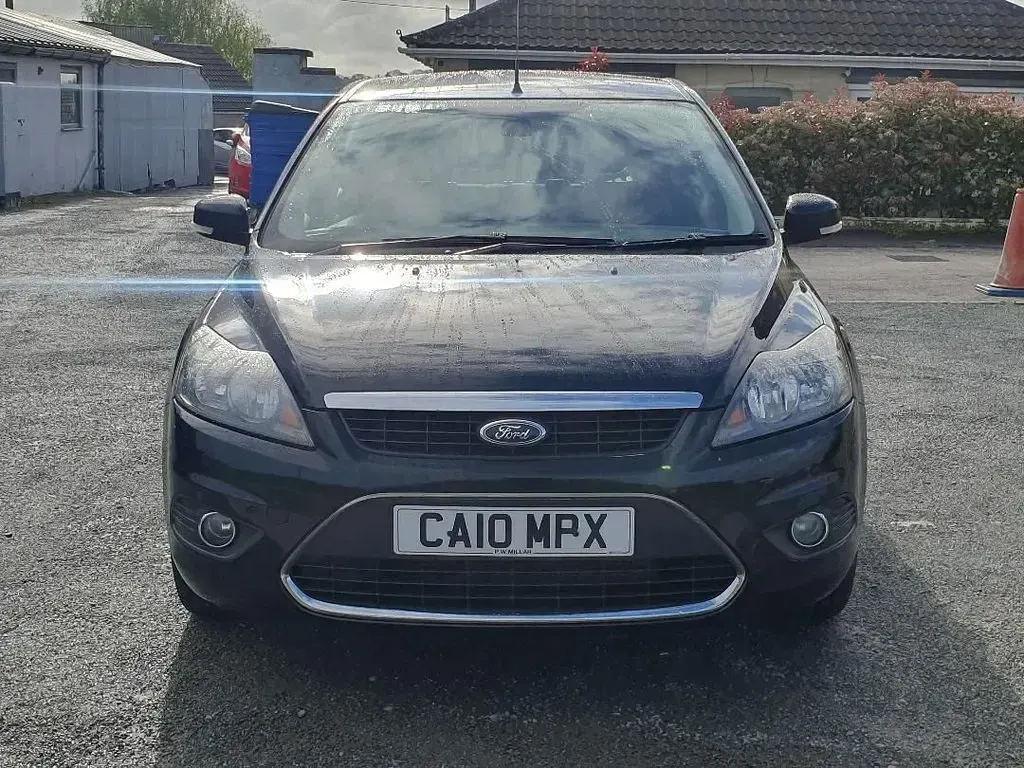 Used Ford Focus Titanium 99 HP (72 kW) 2010 Black Hatchback