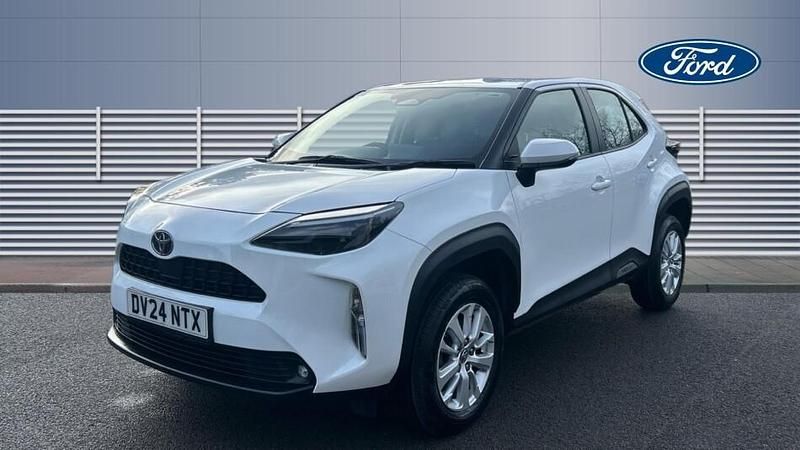 Used Toyota Yaris Hybrid 116 HP (85 kW) 2024 Estate