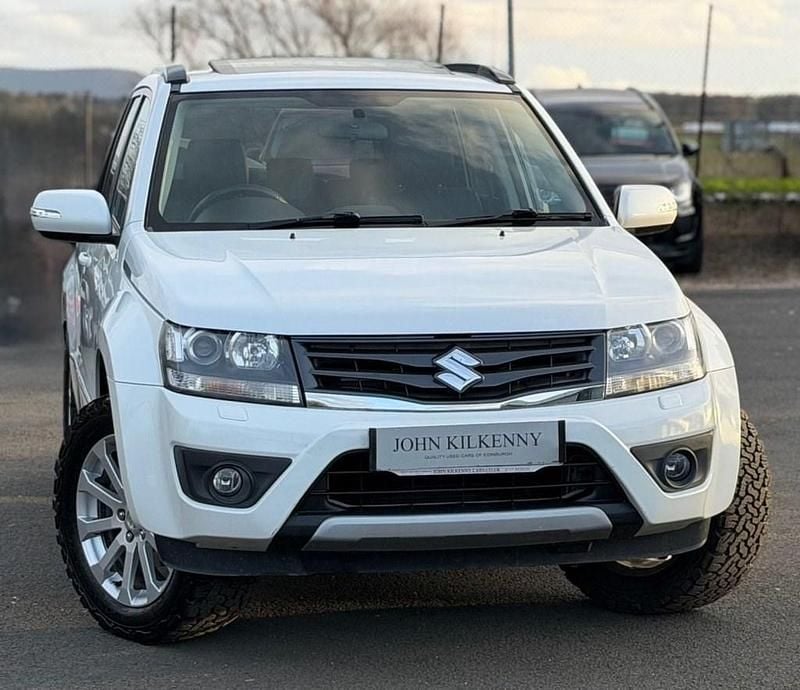 Used Suzuki Grand Vitara SZ5 169 HP (124 kW) 2014 White SUV