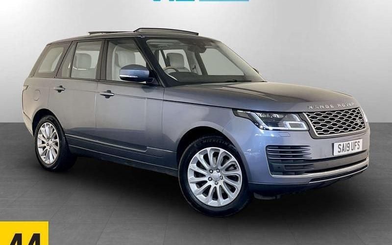 Used 2020 Land Rover Range Rover Vogue SUV | £24,495 (Super price) - Image 1/2