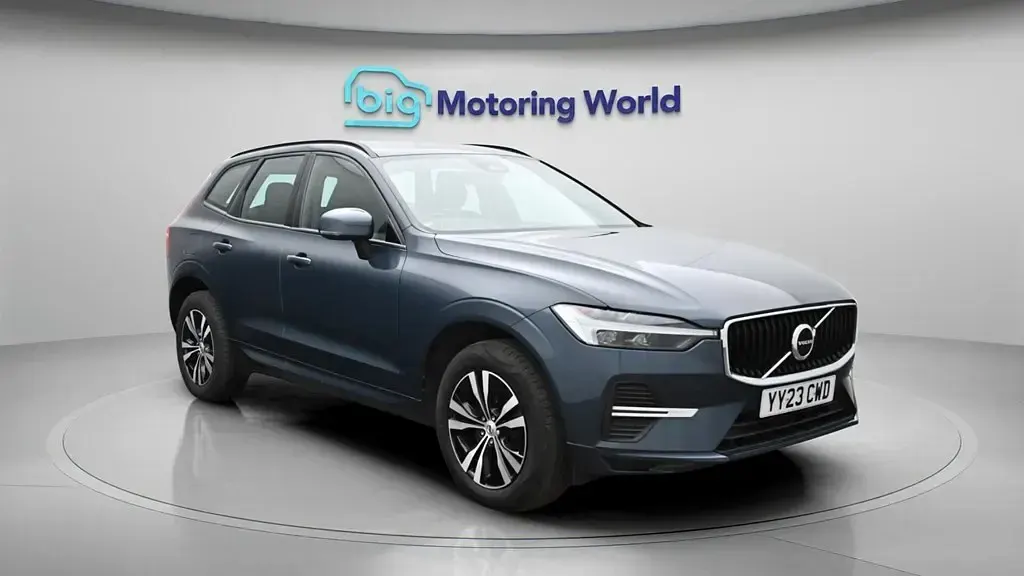 Usado Volvo XC60 Core 250 HP (183 kW) 2023 Azul SUV