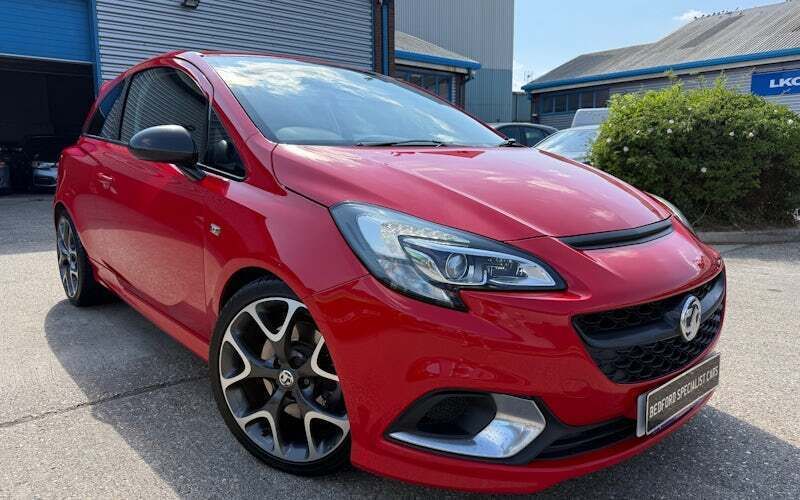 Red Used 2018 Vauxhall Corsa Hatchback | £12,995 (Expensive) - Image 1/4
