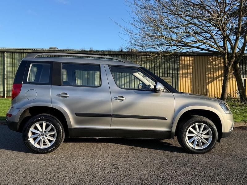 Used Skoda Yeti 2015 Beige SUV
