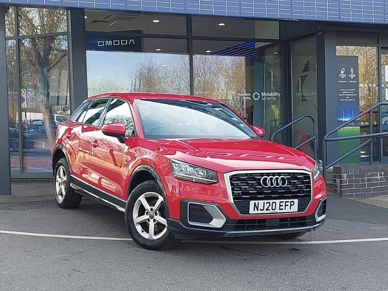 Begagnad Audi Q2 150 HK (110 kW) 2020 Röd SUV