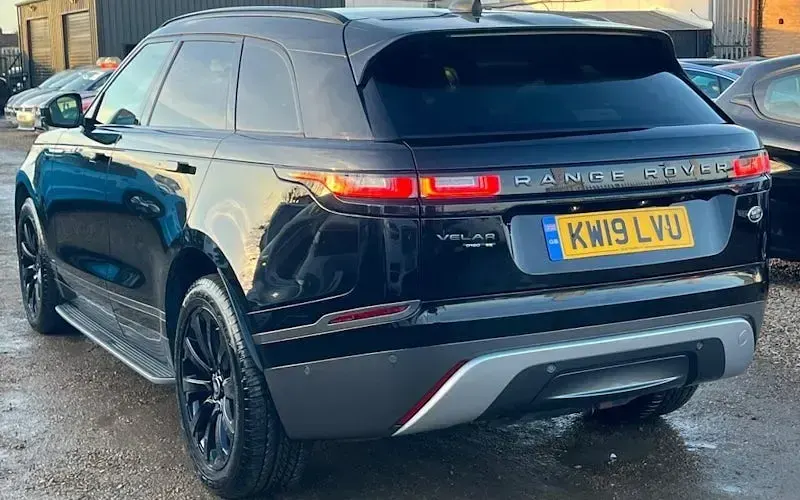 Used Land Rover Range Rover Velar SE Dynamic 179 HP (131 kW) 2020 SUV