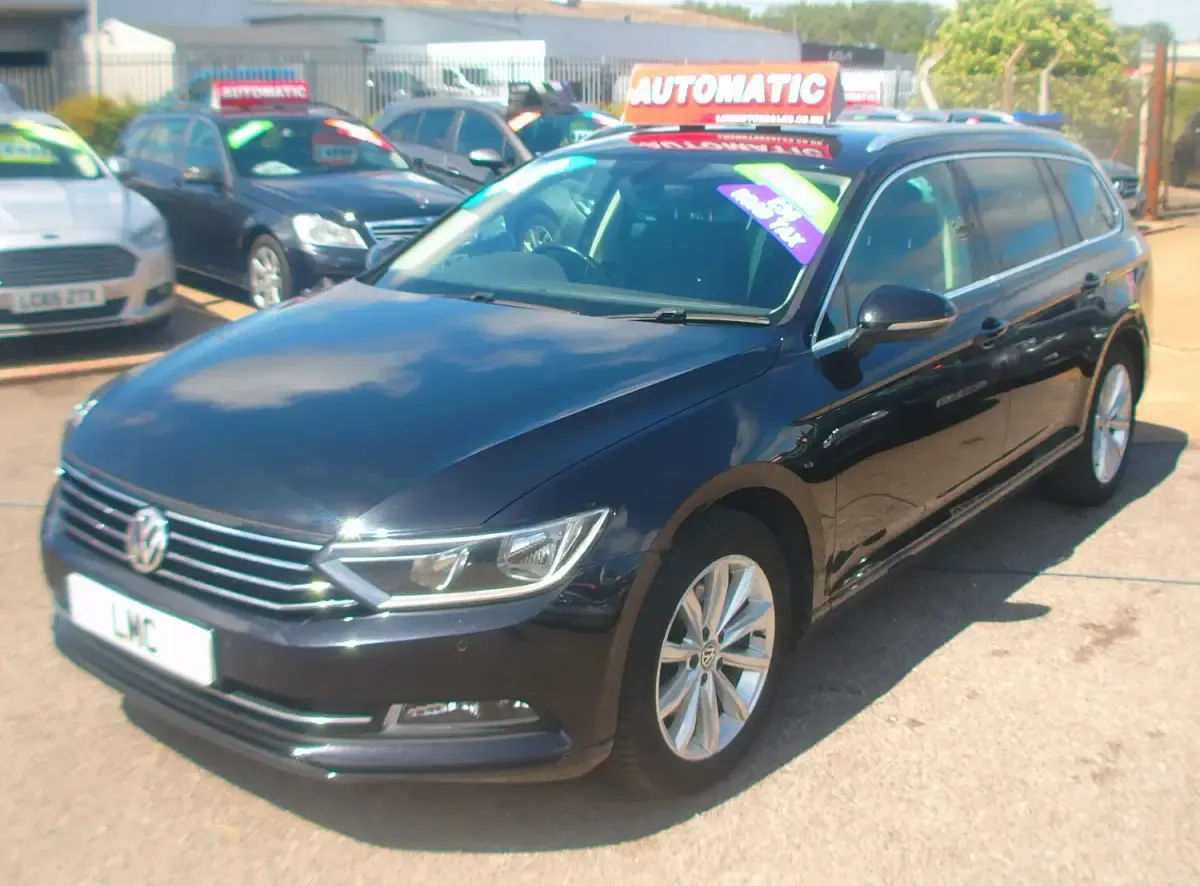 Used VW Passat Business 190 HP (139 kW) 2016 Black Estate