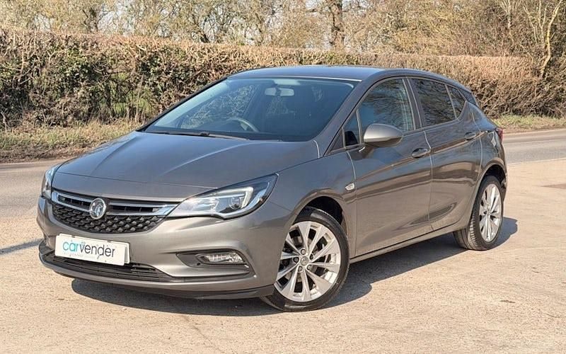Used Vauxhall Astra Design Edition 101 HP (74 kW) 2018 Hatchback