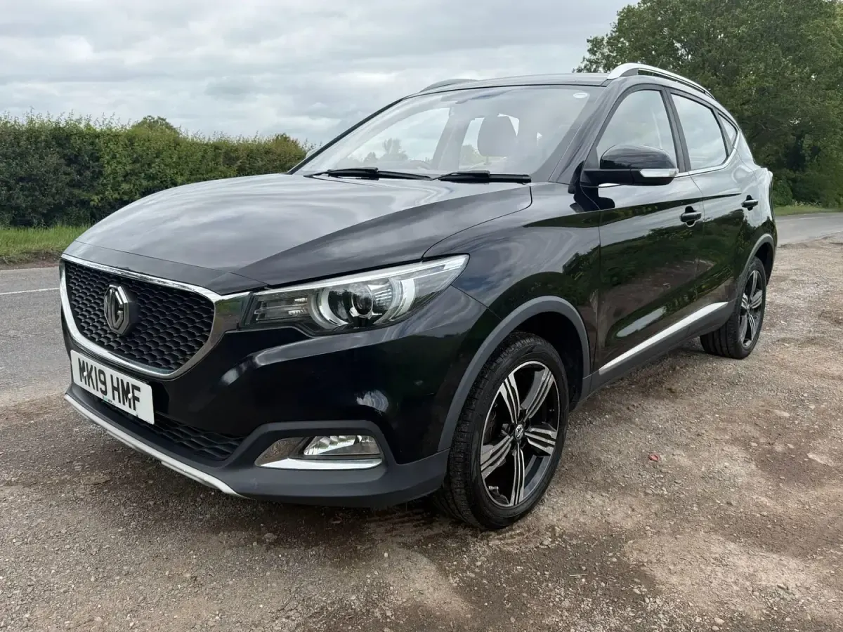 Używany MG ZS Exclusive 111 KM (81 kW) 2019 Czarny SUV