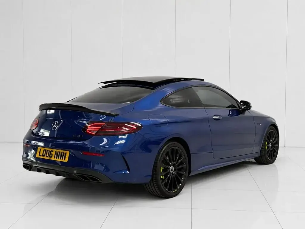 Begagnad Mercedes C43 AMG Premium Plus 2017 Blå Sportkupé