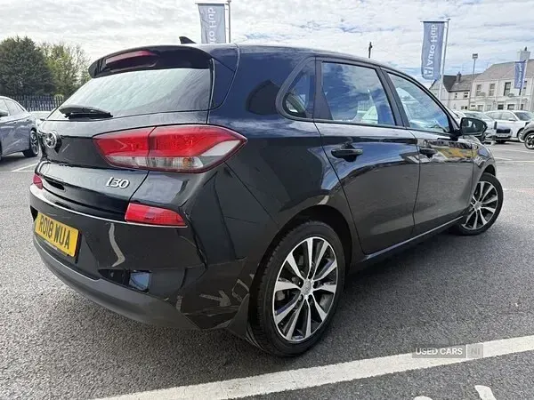 Used Hyundai i30 SE 110 HP (80 kW) 2018 Black Hatchback