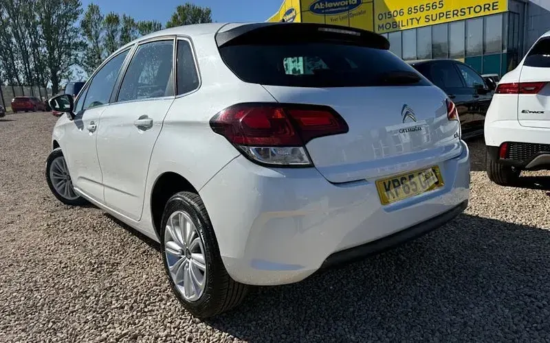 Usado Citroën C4 Feel 99 HP (72 kW) 2017 Citadino