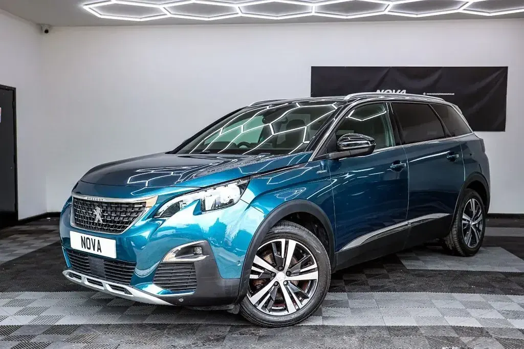 Used Peugeot 5008 GT-line 130 HP (95 kW) 2017 Green Hatchback