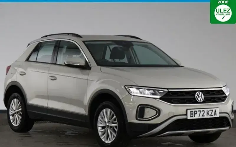 Usado VW T-Roc Life 150 HP (110 kW) 2025 SUV