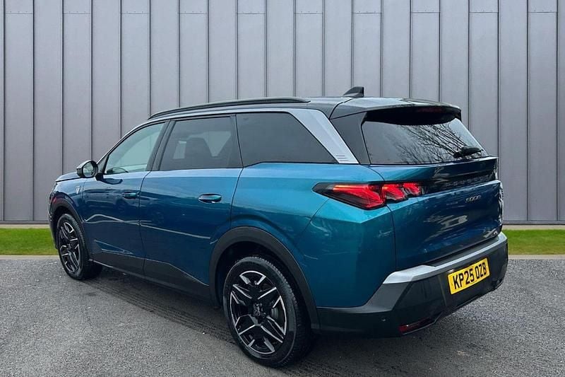 Used Peugeot 5008 GT 134 HP (98 kW) 2025 Blue MPV