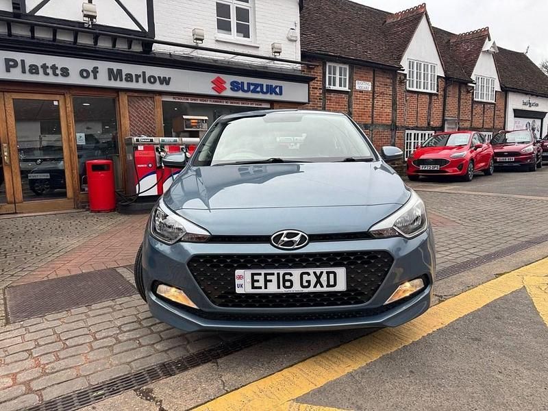 Used Hyundai i20 2016 Blue Hatchback