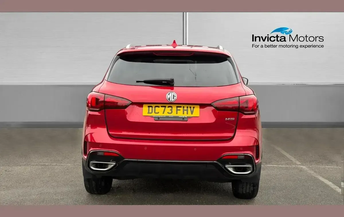 Usado MG HS Trophy 162 HP (119 kW) 2024 Vermelho SUV