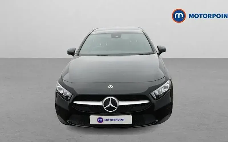 Używany Mercedes A180 Executive 136 KM (100 kW) 2022 Hatchback