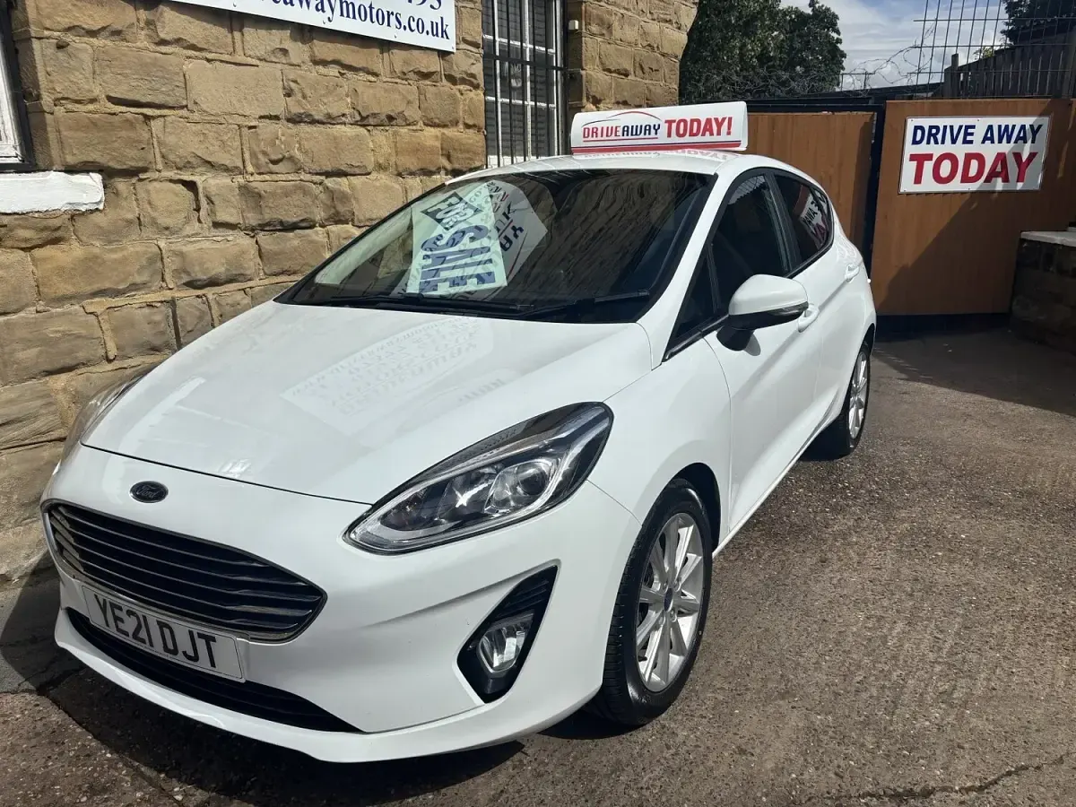 Used Ford Fiesta Titanium 2021 White Hatchback