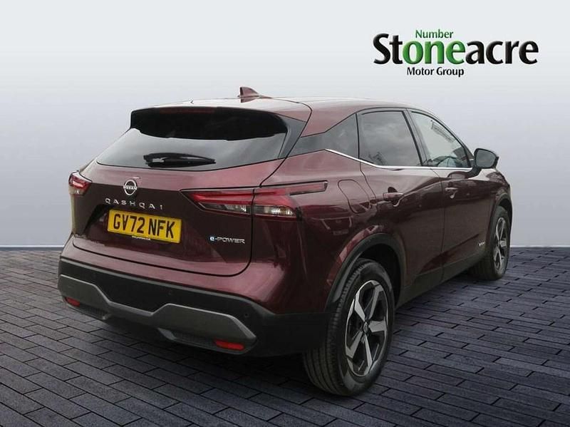 Used Nissan Qashqai N-Connecta 190 HP (139 kW) 2023 Red SUV