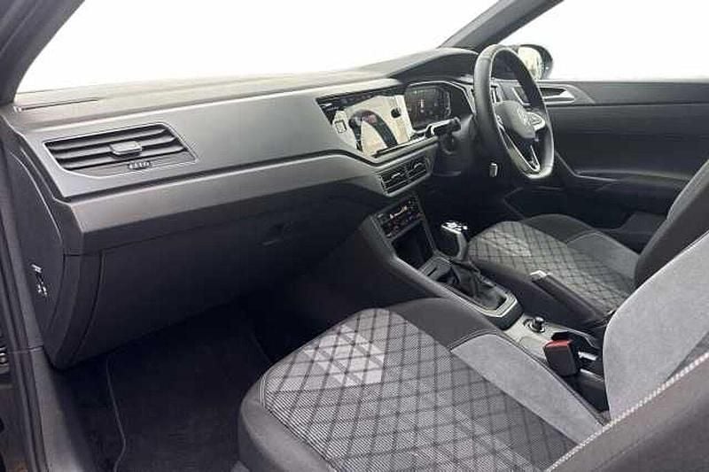 Used VW Taigo R-line 150 HP (110 kW) 2025 Black SUV