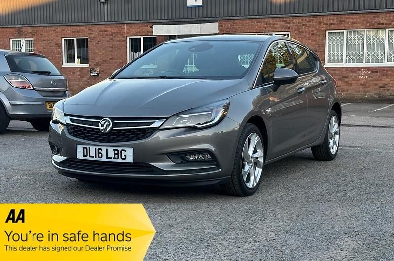 Grey Used 2016 Vauxhall Astra SRi Hatchback | £7,494 (Fair price) - Image 1/3