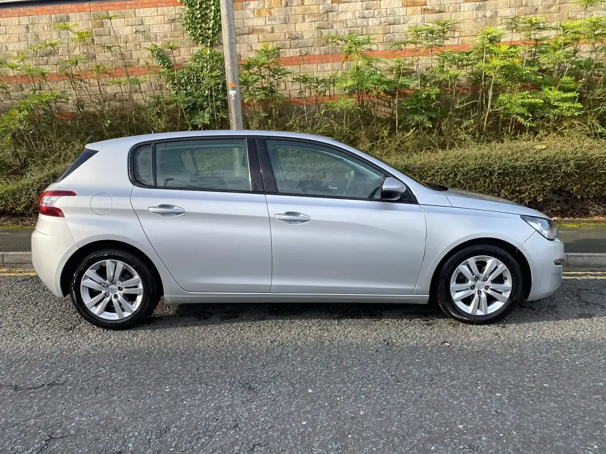 Used Peugeot 308 Active 2014 Silver Hatchback