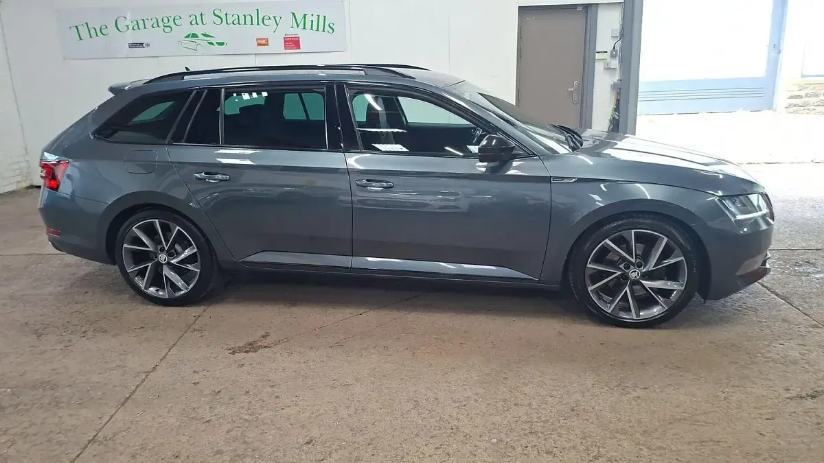 Used Skoda Superb SportLine 150 HP (110 kW) 2017 Grey Estate