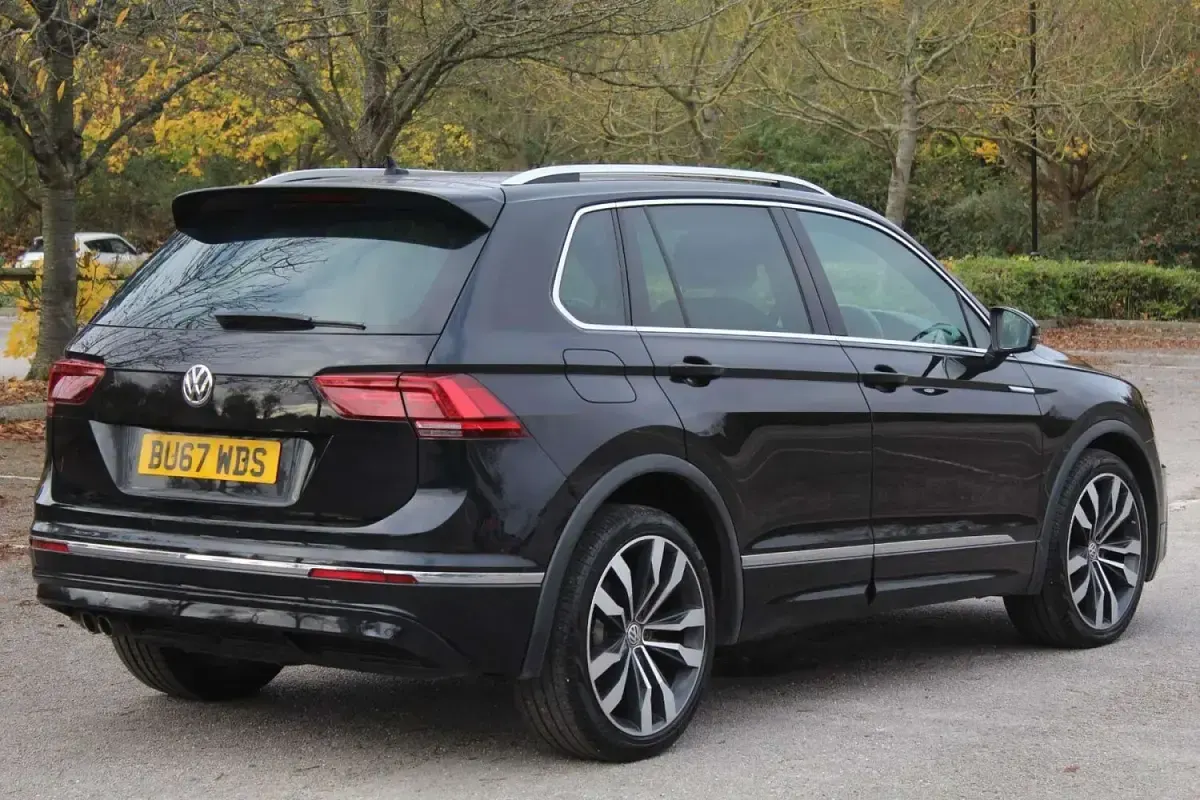 Used VW Tiguan R-line 147 HP (108 kW) 2017 Black SUV