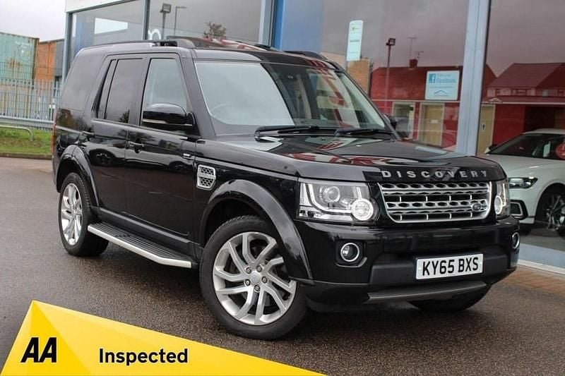 Black Used 2016 Land Rover Discovery 4 HSE SUV | £18,495 (Fair price) - Image 1/4
