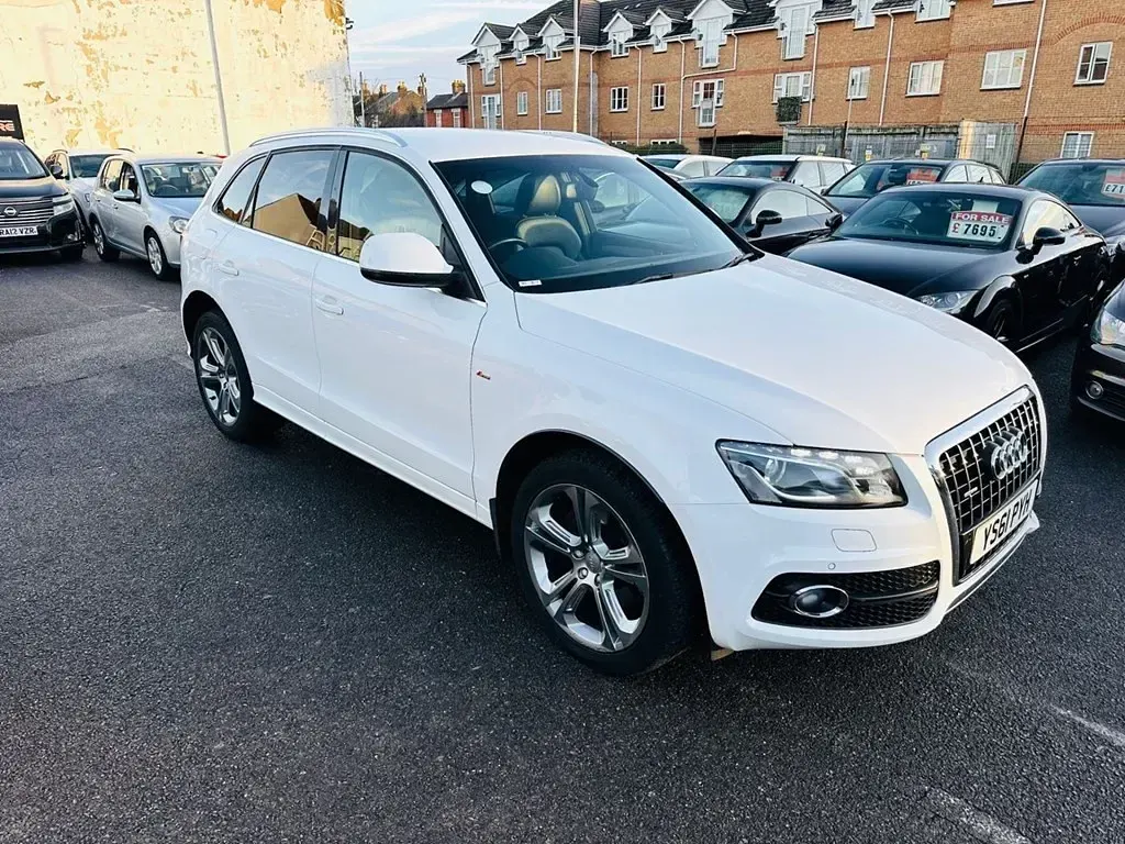 Used Audi Q5 S-Line 240 HP (176 kW) 2012 White SUV