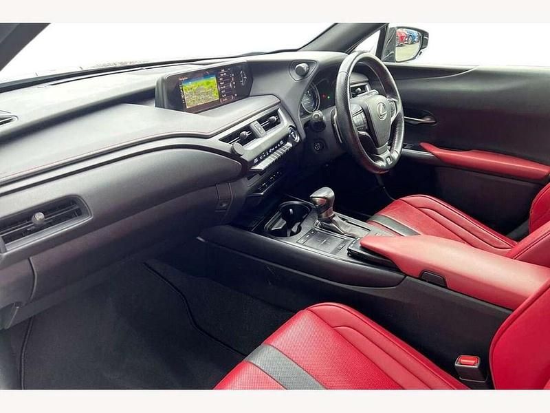 Used Lexus UX 250h Sport Line 184 HP (135 kW) 2019 Black SUV